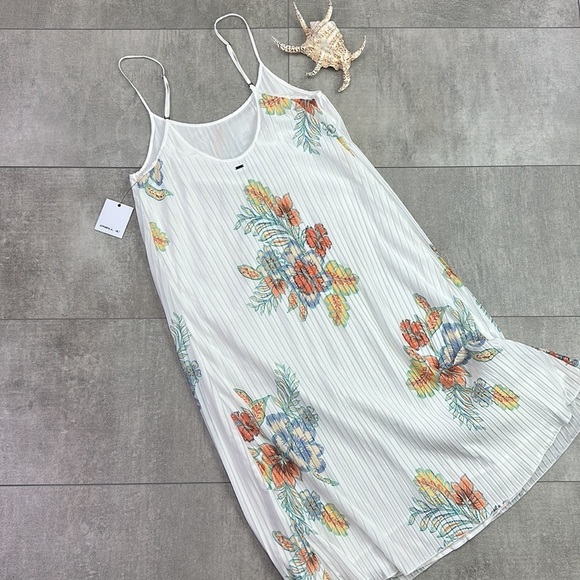 🔆O’NEILL🔆 JUNIA MIDI DRESS FLORAL WHITE Non-wrinkle comfortable beautiful - Picture 12 of 16